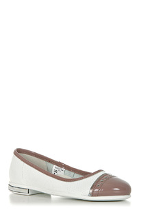 ����� ����