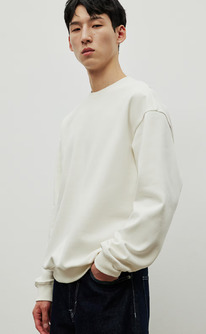 �� LOOSE FIT SWEATSHIRT Cream