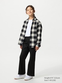 uniqlo Ultra Stretch Jeans (ausgestellt)