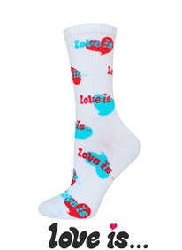     4211 LOVE IS 254211  231 ()