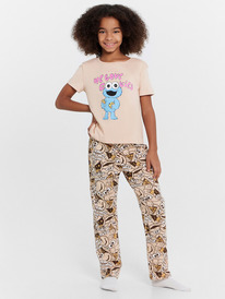 Mark Formelle    (, ) 567741 567741  +