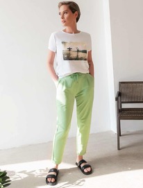 �����  ����� 