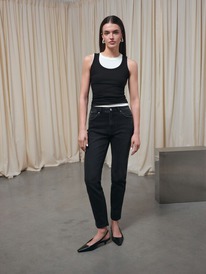 09.04  Conte ���������� ��������� CONTE CON-790 ׸���� ������ slim � �������� ��