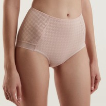 11.07 CONTE ELEGANT ����� ������� CONTE ����� ������� BODY COUTURE RP2093 20�-00